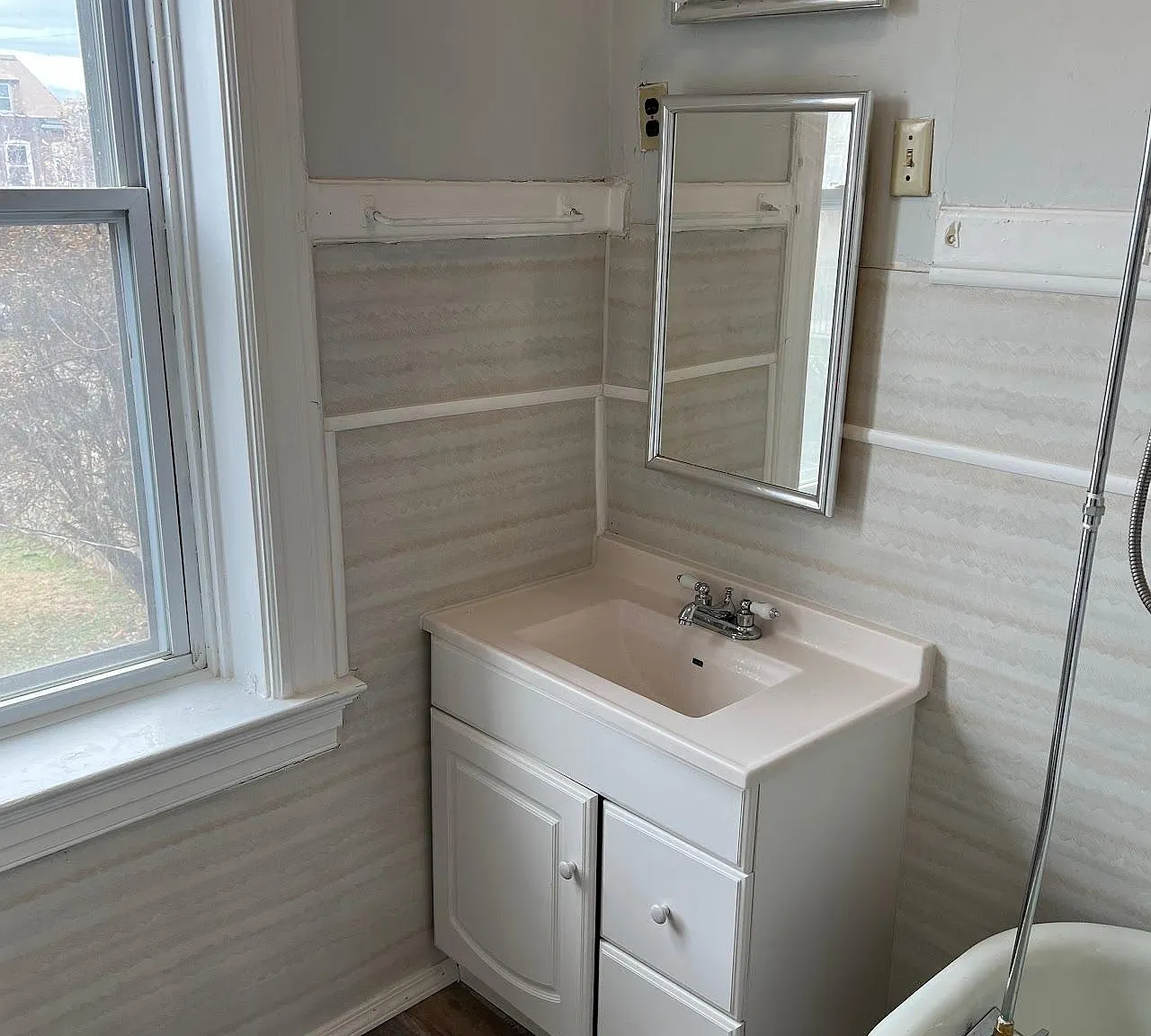 3 bed, 1113 sqft, $1,500 — Photo 3