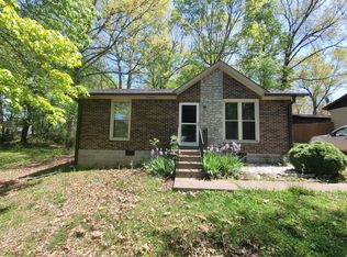 102 Burnett Rd, Dickson, TN 37055