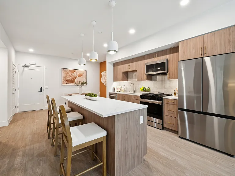 Kitchens with quartz countertops