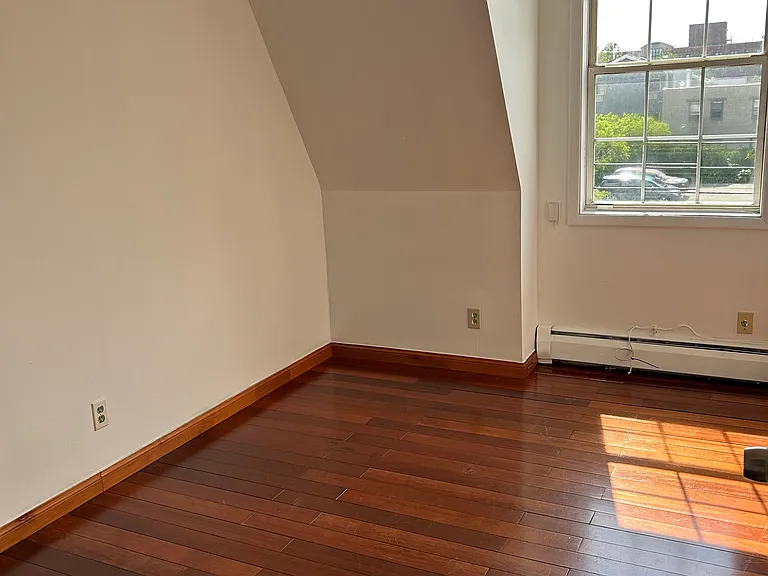 1218 Vyse Ave #2 — Photo 12