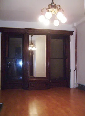 Rented by Perry Associates NYC Inc | media 16