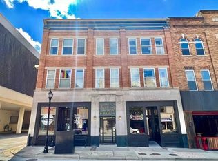 419 9th St #202, Huntington, WV 25701