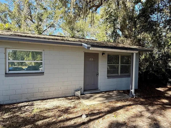 213 Dr Martin Luther King Jr Ave, Wildwood, FL 34785