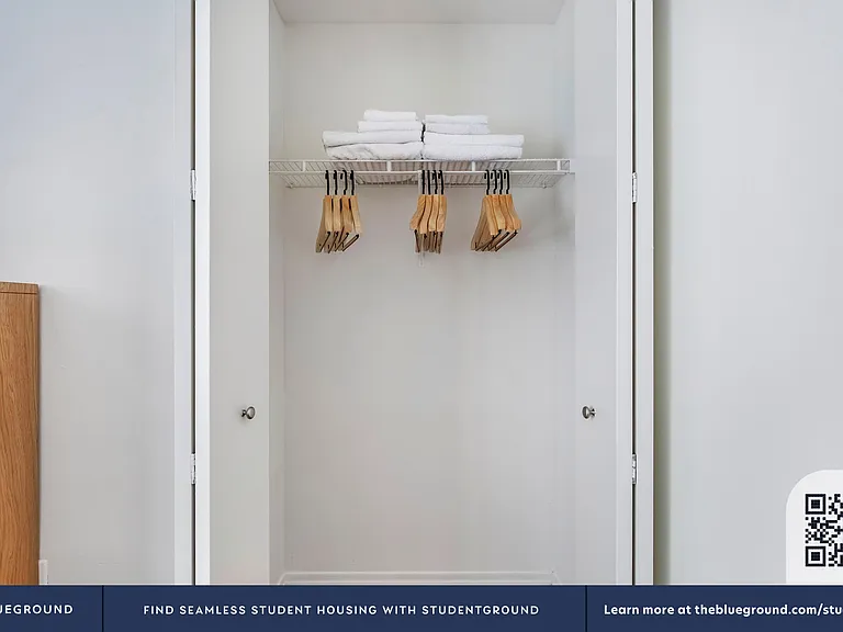 360 W 34th St #8K — Photo 10