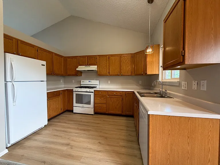 20209 E Purdue Pl — Photo 3