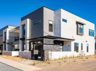 658 W Beach Front Pl, Saint George, UT 84790