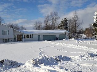 3518 Cecil Rd, Cadillac, MI 49601