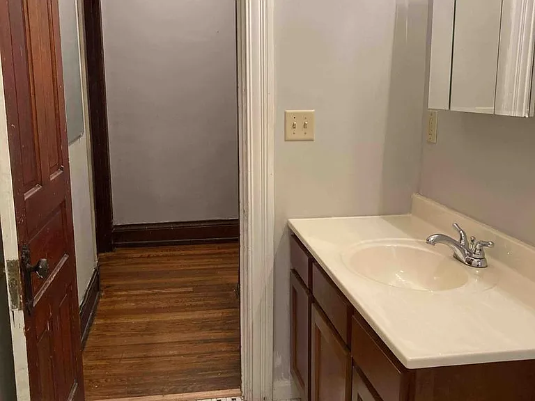 3241 Jefferson Ave — Photo 24