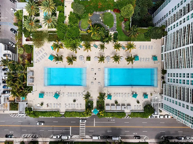 951 Brickell Ave #4211 — Photo 30