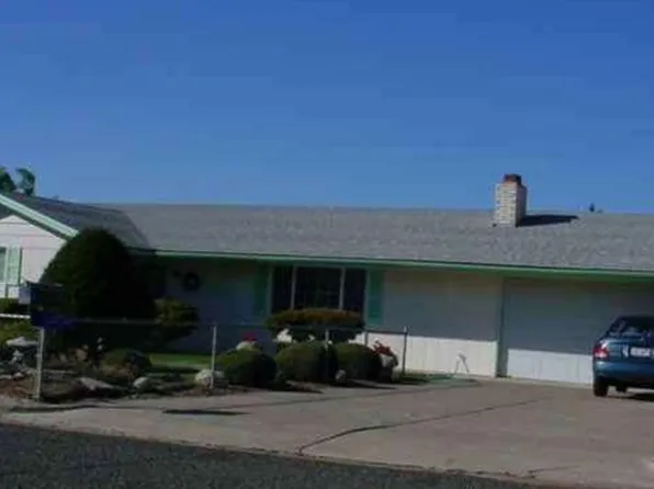 106 Sky Vista Pl, Yakima, WA 98901
