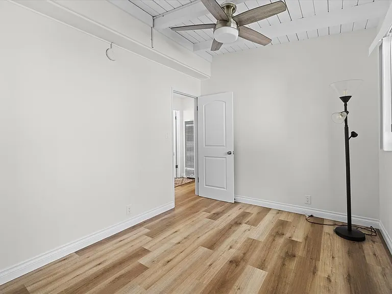 530 Illinois St #C — Photo 14