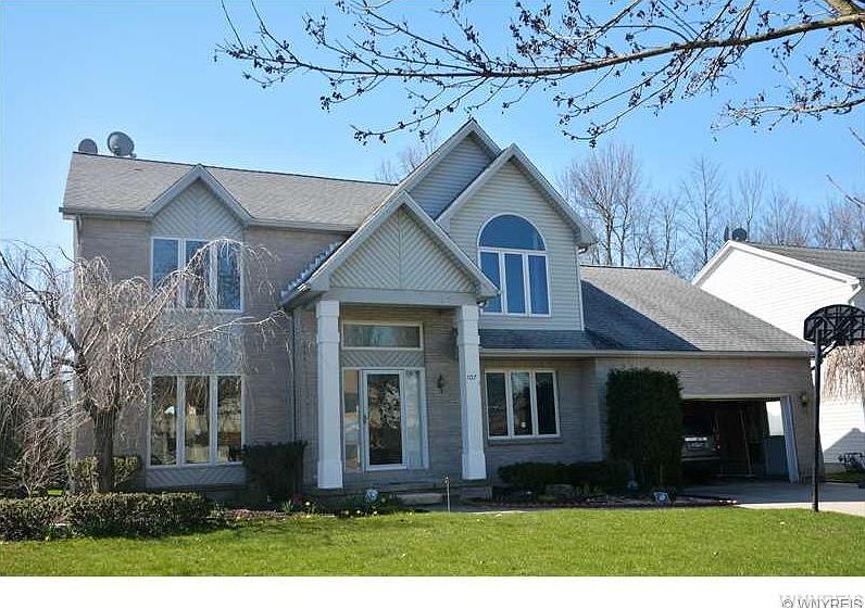 1st image of 107 Britannia Dr
