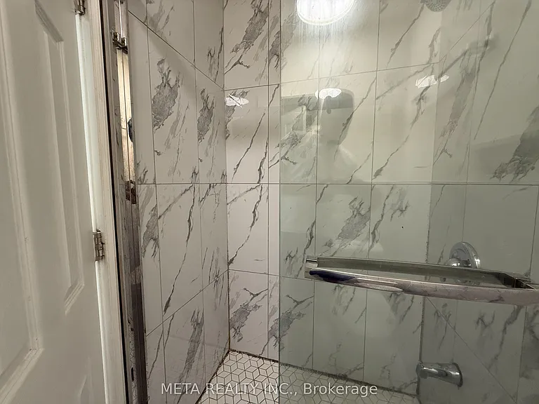 556 McCowan Rd — Photo 21
