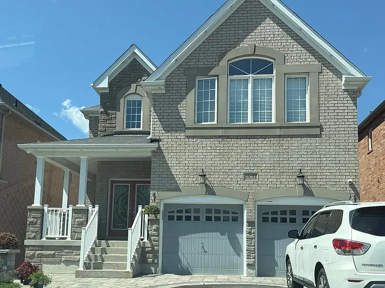 1870 Esterbrook Dr #BASEMENT — Photo 1
