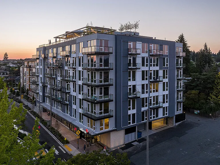 Bellevue 10 — Photo 1