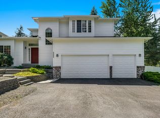 24004 87th Ave W, Edmonds, WA 98026