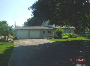 315 Obispo Rd, Machesney Park, IL 61115