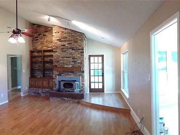 3rd image of 3400 Ainsworth Ct