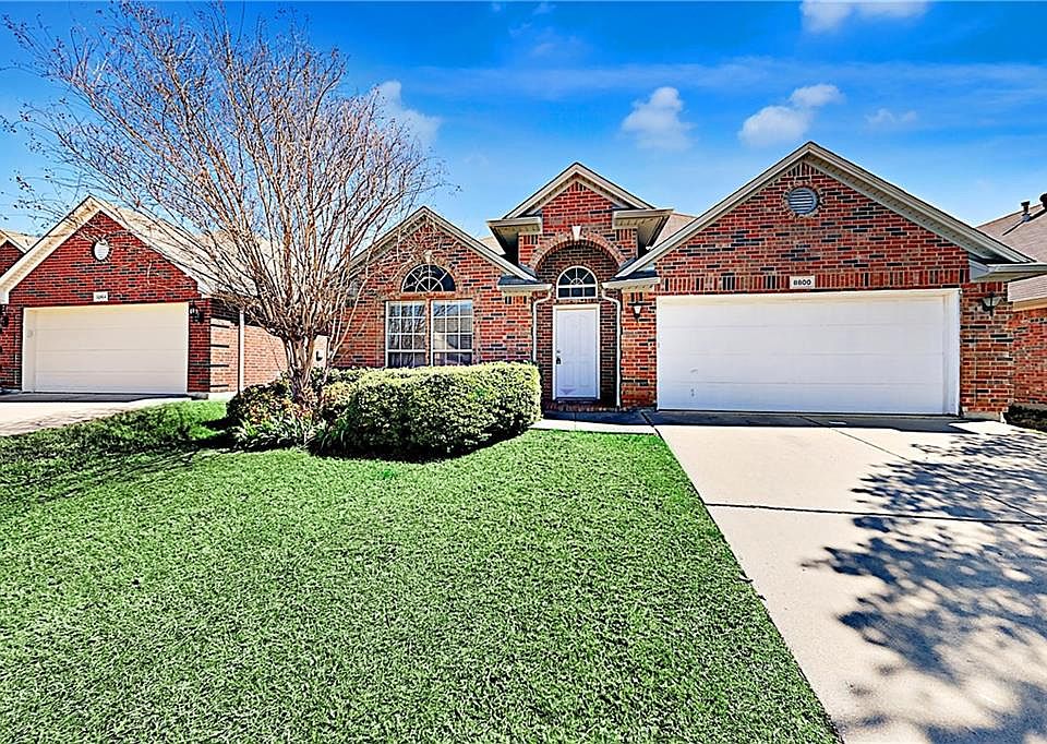 1st image of 8800 Sunset Trace Dr