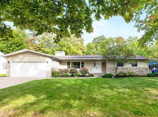 5202 Plainfield St, Midland, MI 48642
