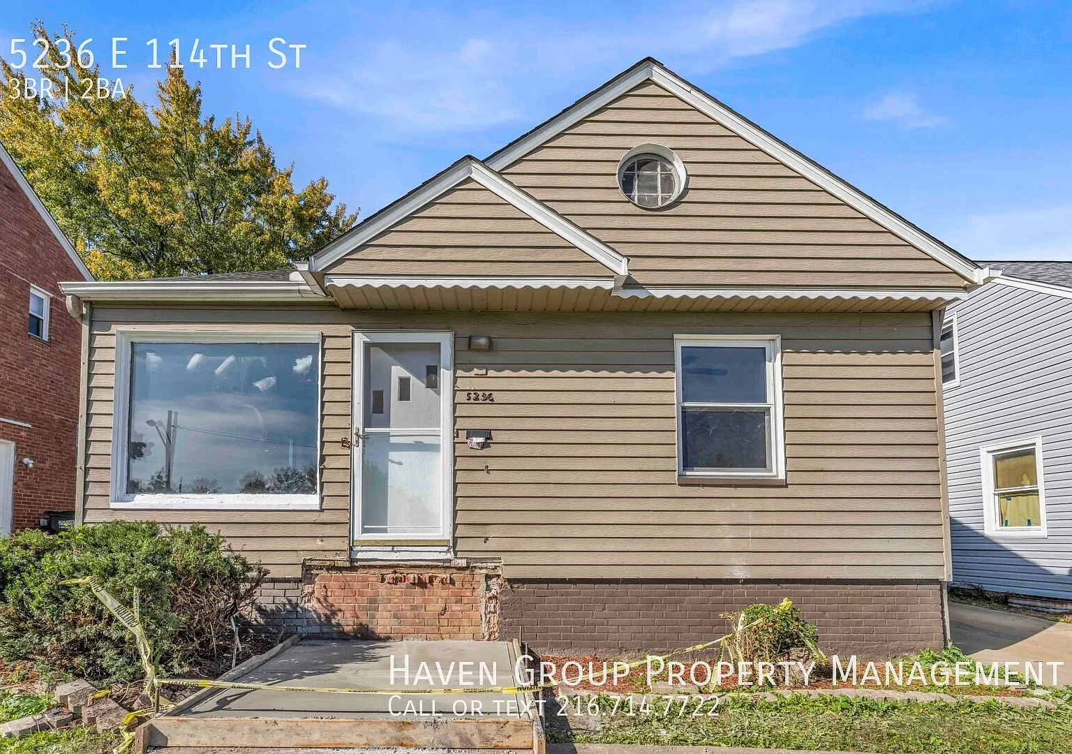 5236 E 114th St, Garfield Heights, OH 44125 - Spacious 3-bed 1.5-bath single-family home! — Photo 1