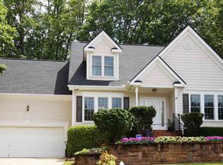 606 N Coalport Dr, Apex, NC 27502