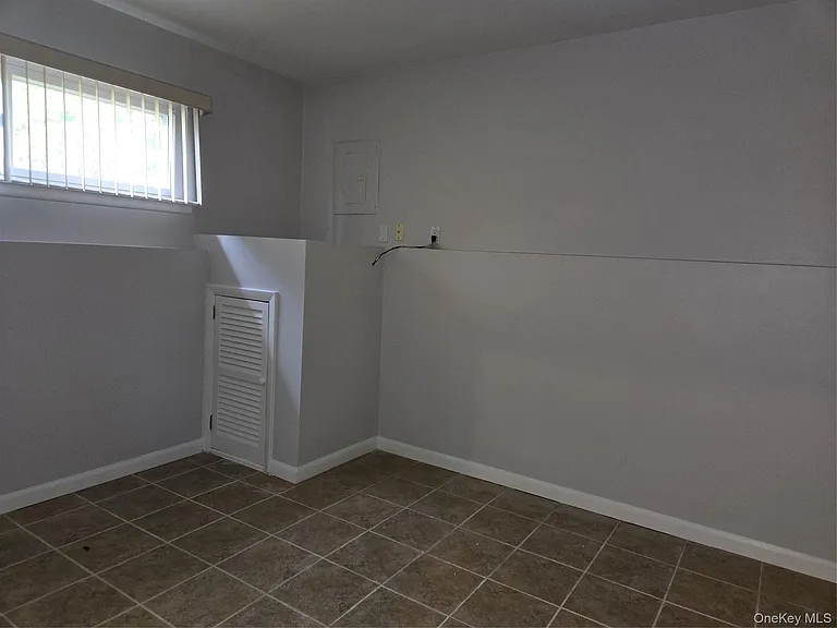 14 Lake Shore Dr — Photo 12