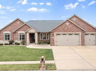 4175 Redfield Dr, Swansea, IL