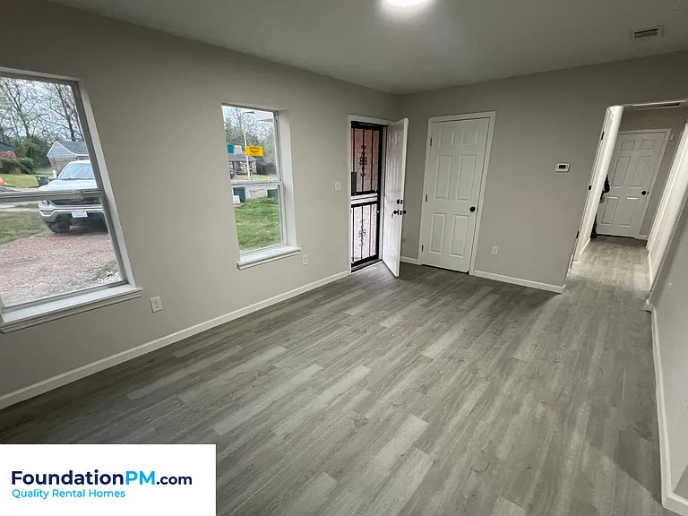 4911 Shayne Cv — Photo 5
