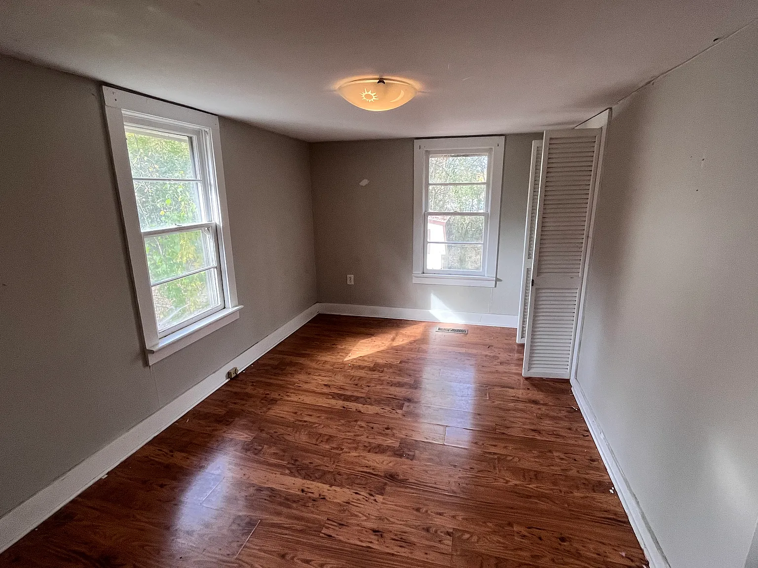 3 bed, 1088 sqft, $1,100 — Photo 4