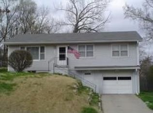 408 Robinson Ave, Bellevue, NE 68005