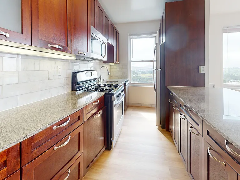 Parkmerced Apartments — Photo 92