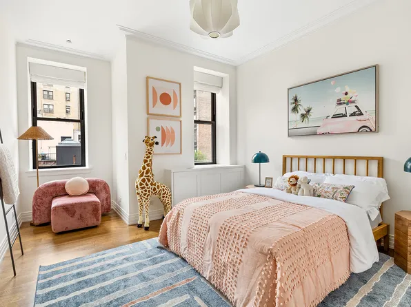 235 West 75th Street image 6 of 12