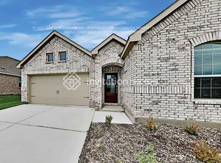 617 Fitzroy Ln, Fate, TX 75189