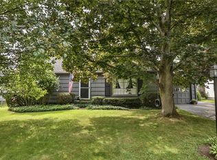 47 Hilltop Dr, Penfield, NY