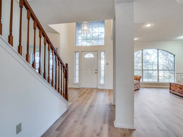 5906 Brookline Dr, Rowlett, TX 75089