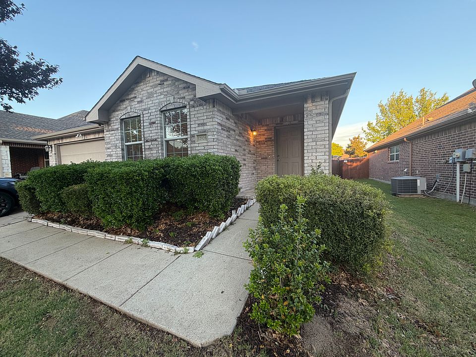 1st image of 12926 Adela Dr