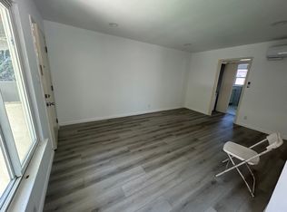 14435 Dickens St, Sherman Oaks, CA 91423