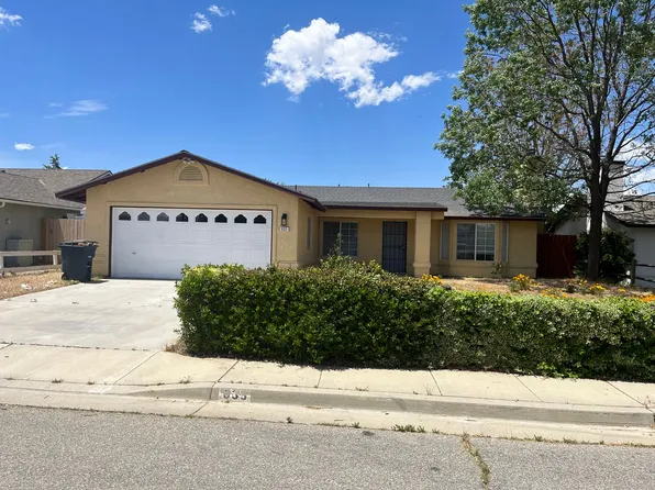 633 Las Colinas St, Tehachapi, CA 93561