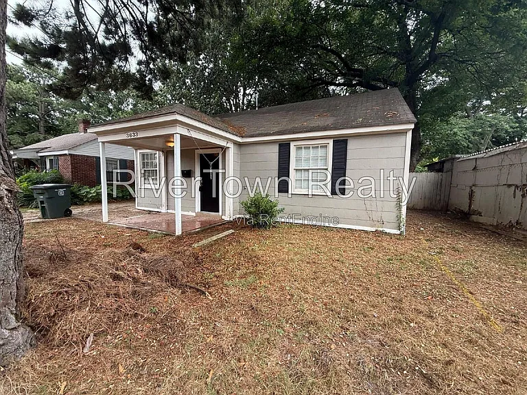 3633 N Lloyd Cir — Photo 1