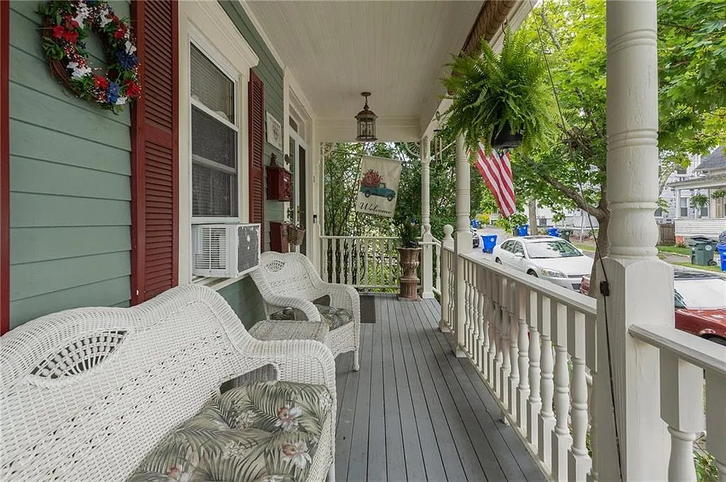 1 bed, 1.0 bath, 778 sqft, $2,100 — Photo 3