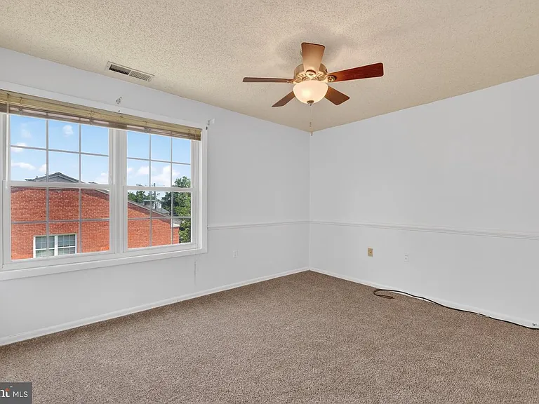 3803 Swann Rd #301 — Photo 2