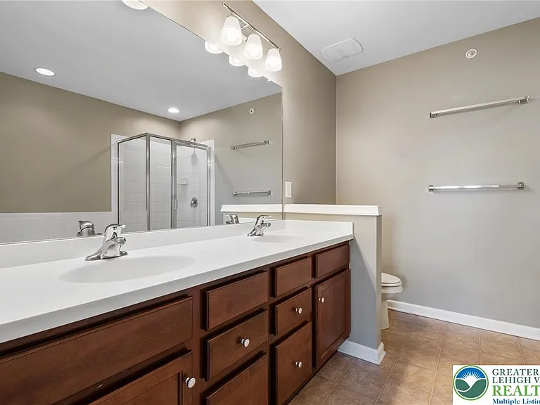 8455 Starling Rd — Photo 15