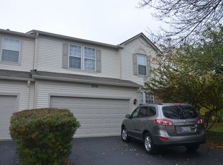 2958 Peachtree Cir, Aurora, IL 60502