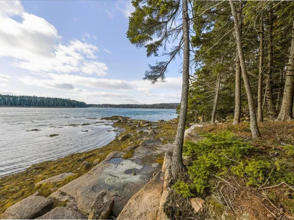 M3-2A Oceanville Road, Stonington, ME 04681