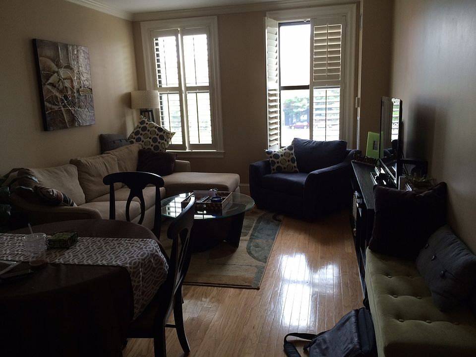 2nd image of 1721 Washington St #312