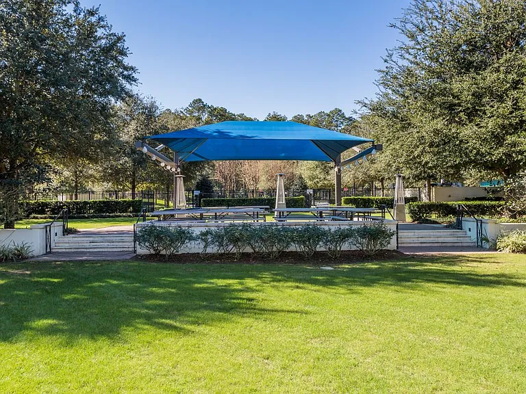 24 Pindo Palm Dr — Photo 69
