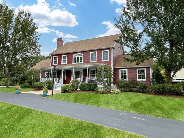 1381 West St, Wrentham, MA 02093