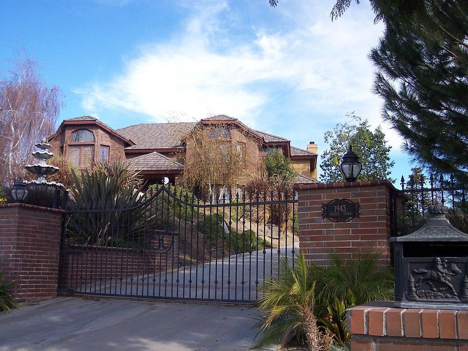 Courtesy of Mary Ann Mallory Park Place Realty