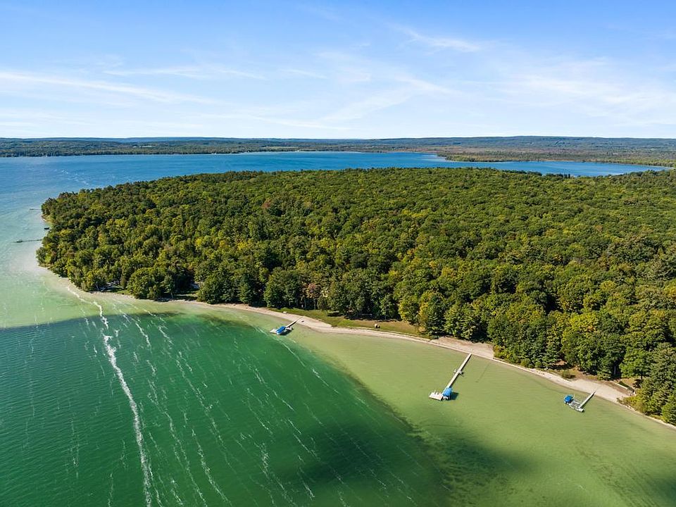 1st image of 1442 Indian Point Rd